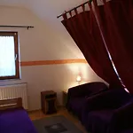 Mendei Vendeghaz Loft * Mende