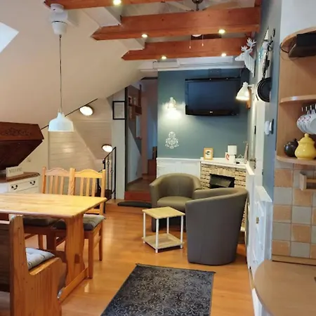 招待所 Mendei Vendeghaz Loft *