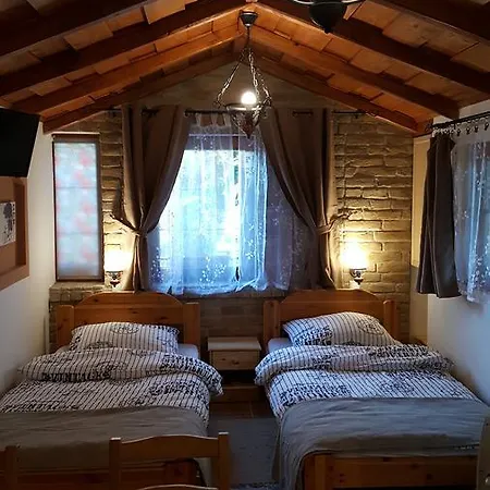 Mendei Vendeghaz Loft * Mende