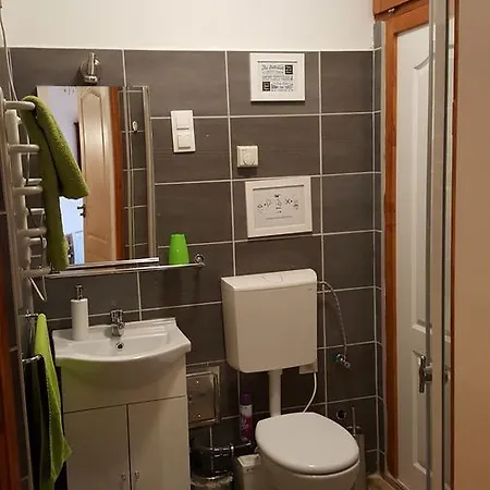 Mendei Vendeghaz Loft Mende
