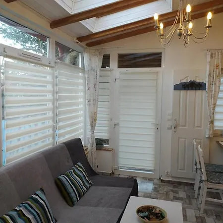Mendei Vendeghaz Loft 招待所 Mende
