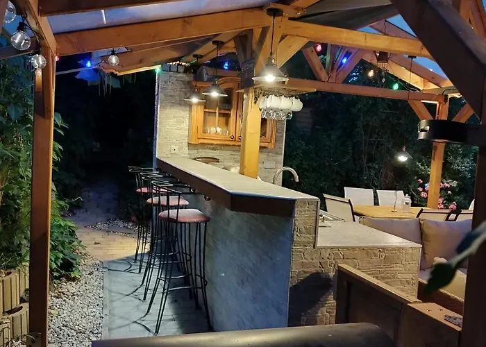 Mendei Vendeghaz Loft Pensjonat *