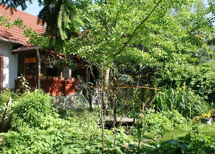 Mendei Vendeghaz Loft Pensjonat