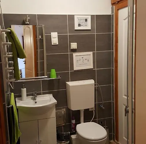 Mendei Vendeghaz Loft Mende
