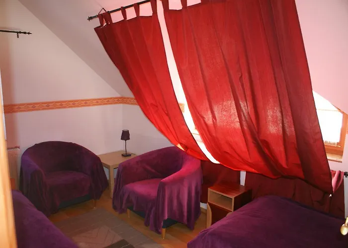 Mendei Vendeghaz Loft Mende